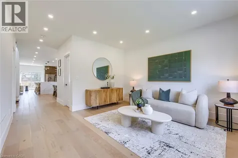 1411 Mountain Grove Avenue Burlington ON L7P 2H1