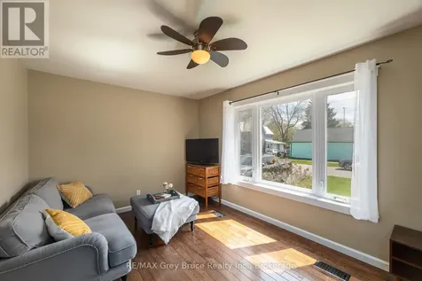 1550 5th Avenue West Owen Sound ON N4K 5B5