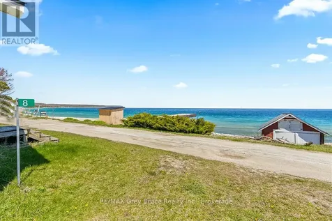 8 Dock Lane Northern Bruce Peninsula ON N0H 1Z0