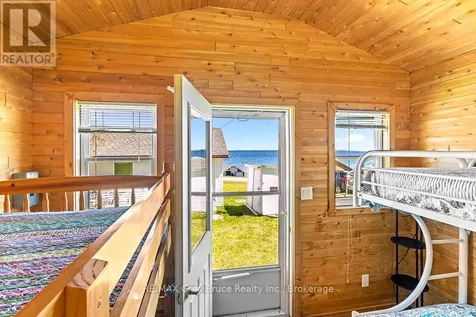 8 Dock Lane Northern Bruce Peninsula ON N0H 1Z0