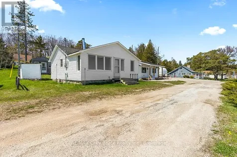 8 Dock Lane Northern Bruce Peninsula ON N0H 1Z0