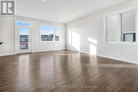 106 Beebalm Crescent Ottawa ON K2J 7G5