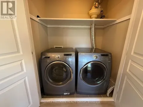 1158 Tischart Crescent Ottawa ON K2T 0G4