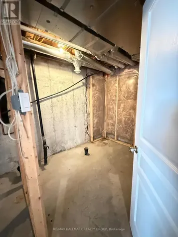 1158 Tischart Crescent Ottawa ON K2T 0G4