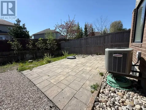 1158 Tischart Crescent Ottawa ON K2T 0G4