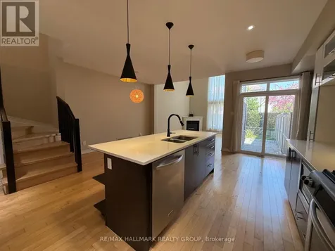 1158 Tischart Crescent Ottawa ON K2T 0G4
