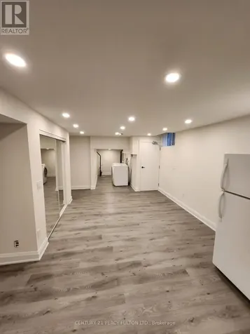 212 River Ridge Boulevard Aurora ON L4G 7T7