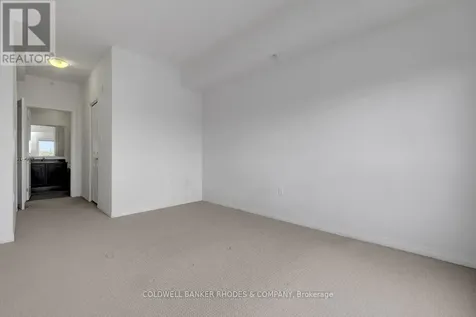 225 Winterfell Private Ottawa ON K1G 4J1