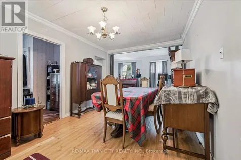 27 Roseview Avenue Cambridge ON N1R 4A5
