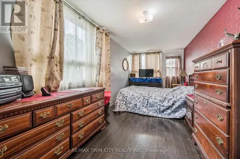 27 Roseview Avenue Cambridge ON N1R 4A5