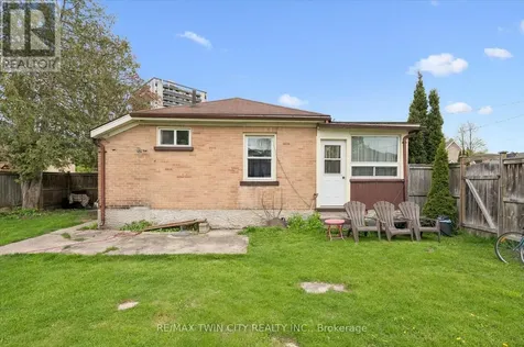27 Roseview Avenue Cambridge ON N1R 4A5