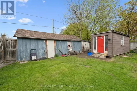 27 Roseview Avenue Cambridge ON N1R 4A5