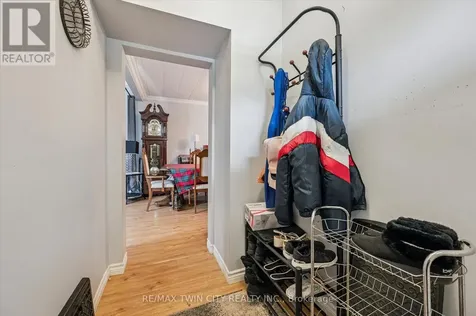 27 Roseview Avenue Cambridge ON N1R 4A5