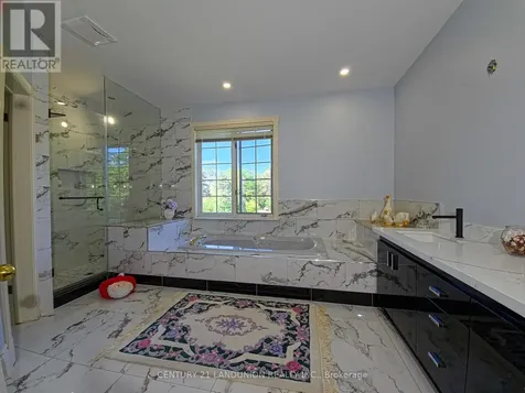 2 Heron Trail Whitchurch-stouffville ON L3Y 4W1