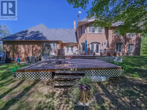 2 Heron Trail Whitchurch-stouffville ON L3Y 4W1
