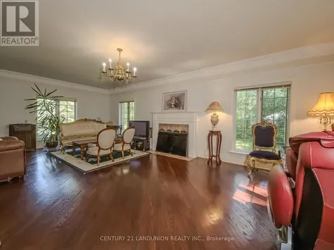 2 Heron Trail Whitchurch-stouffville ON L3Y 4W1
