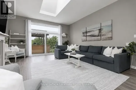 1094 River Road West Wasaga Beach ON L9Z 2W7