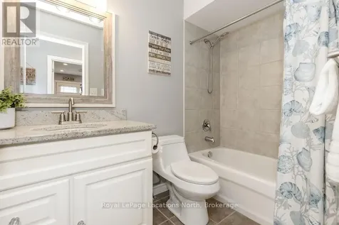 1094 River Road West Wasaga Beach ON L9Z 2W7