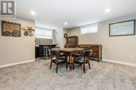 1094 River Road West Wasaga Beach ON L9Z 2W7