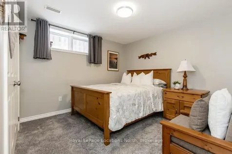 1094 River Road West Wasaga Beach ON L9Z 2W7