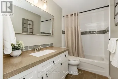 1094 River Road West Wasaga Beach ON L9Z 2W7