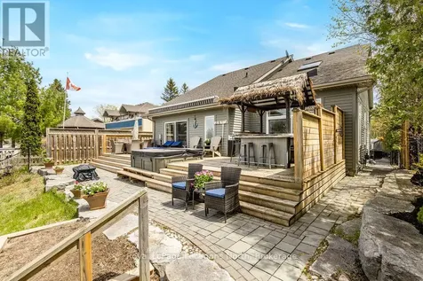 1094 River Road West Wasaga Beach ON L9Z 2W7