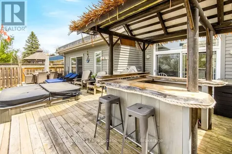 1094 River Road West Wasaga Beach ON L9Z 2W7