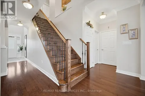 23 Twistleton Street Caledon ON L7C 3V9