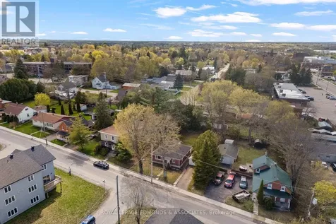 218 Fraser Street Pembroke ON K8A 1X5