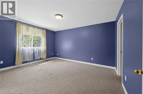 73 Cobblestone Drive Paris ON N3L 4G3