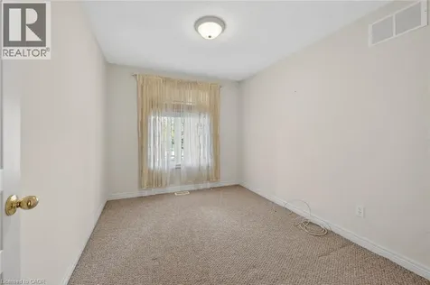 73 Cobblestone Drive Paris ON N3L 4G3