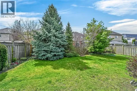 73 Cobblestone Drive Paris ON N3L 4G3