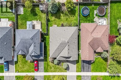 73 Cobblestone Drive Paris ON N3L 4G3