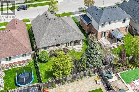 73 Cobblestone Drive Paris ON N3L 4G3