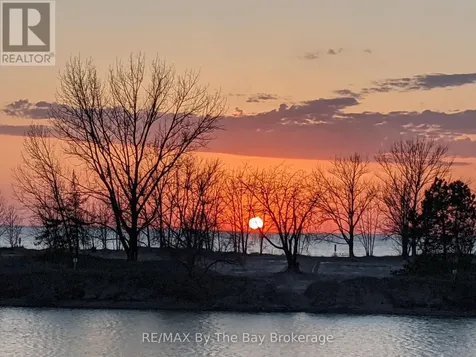 216 River Road East Wasaga Beach ON L9Z 2L6