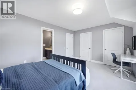 3305 Mistwell Crescent Oakville ON L6L 0A3