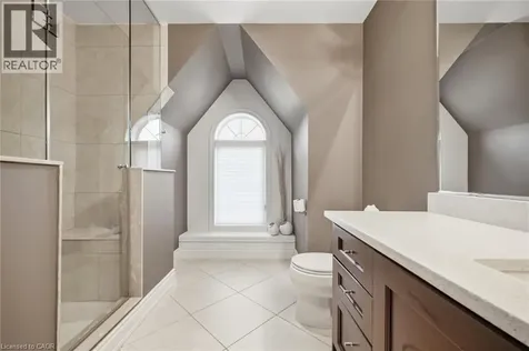 3305 Mistwell Crescent Oakville ON L6L 0A3