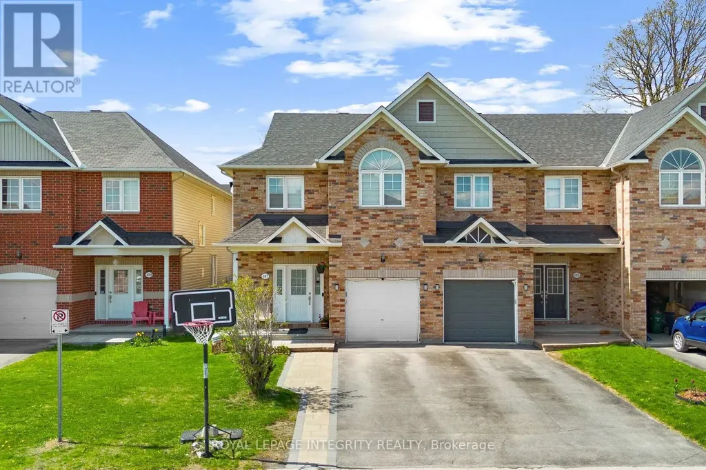 407 Celtic Ridge Crescent Ottawa ON K2W 0B3