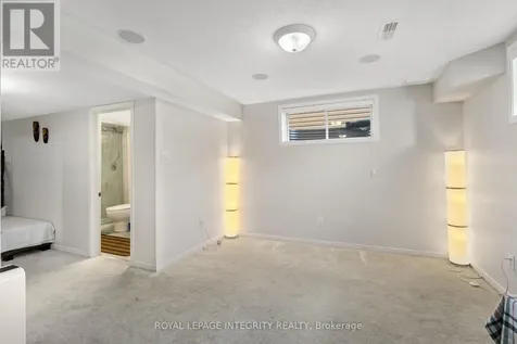 407 Celtic Ridge Crescent Ottawa ON K2W 0B3