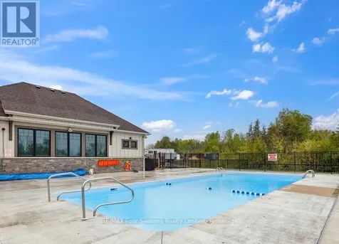 17 Spooner Crescent Collingwood ON L9Y 1T3