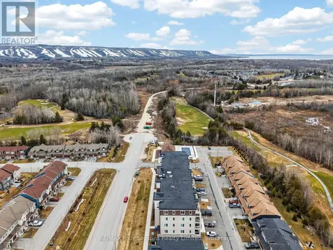 17 Spooner Crescent Collingwood ON L9Y 1T3