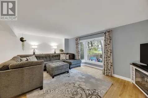 220 Rosebank Place Kitchener ON N2E 2R8