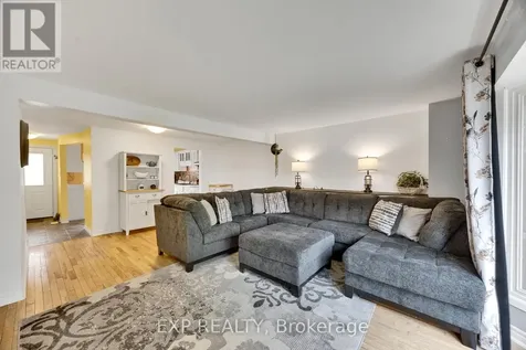 220 Rosebank Place Kitchener ON N2E 2R8