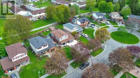 220 Rosebank Place Kitchener ON N2E 2R8