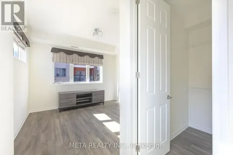 1148 Dragonfly Avenue Pickering ON L1X 0H5