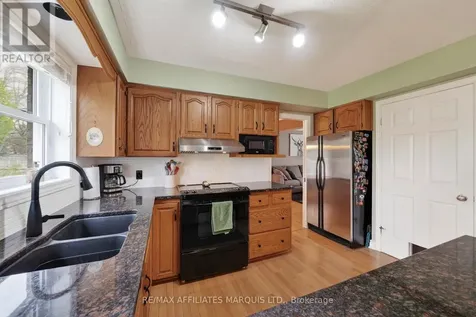 1613 Blakely Drive Cornwall ON K6J 5K5