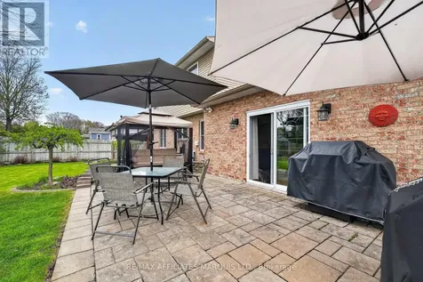 1613 Blakely Drive Cornwall ON K6J 5K5