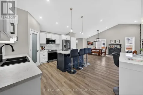 67 Farrington Crescent Prince Edward County (picton Ward) ON K0K 2T0
