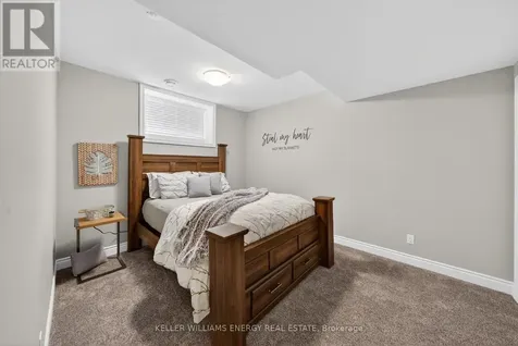 67 Farrington Crescent Prince Edward County (picton Ward) ON K0K 2T0