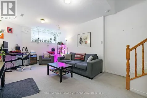 10 Maravista Drive Ottawa ON K2J 2Z5